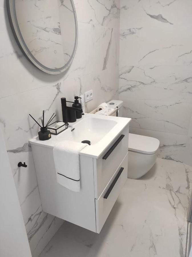 Penthouse Las Americas First Line De Lux อาโรนา ภายนอก รูปภาพ