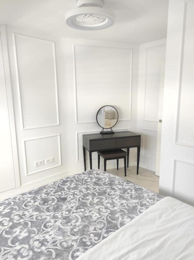 Penthouse Las Americas First Line De Lux อาโรนา ภายนอก รูปภาพ