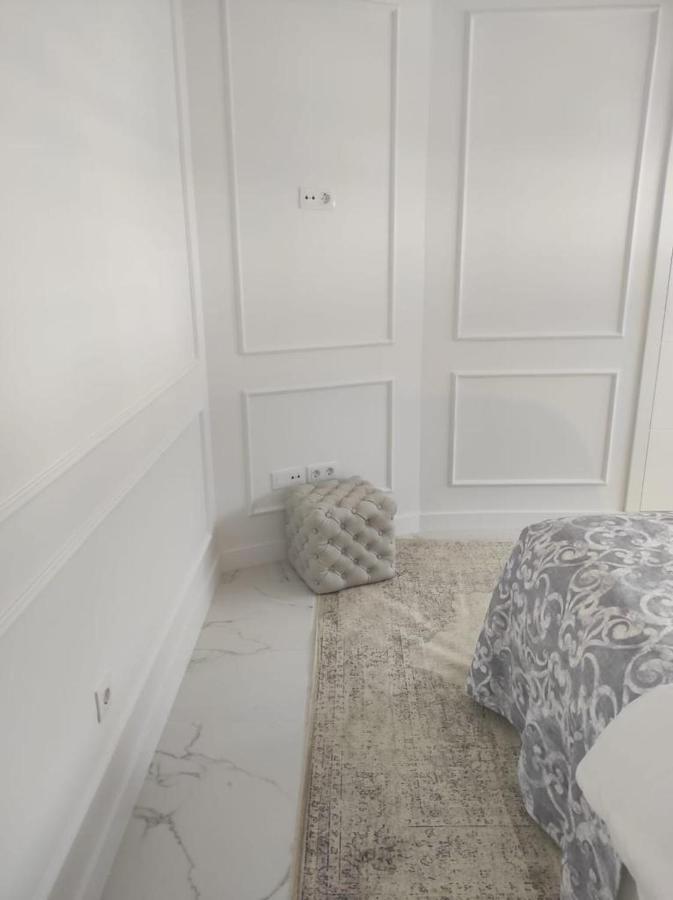 Penthouse Las Americas First Line De Lux อาโรนา ภายนอก รูปภาพ