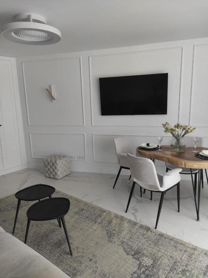 Penthouse Las Americas First Line De Lux อาโรนา ภายนอก รูปภาพ
